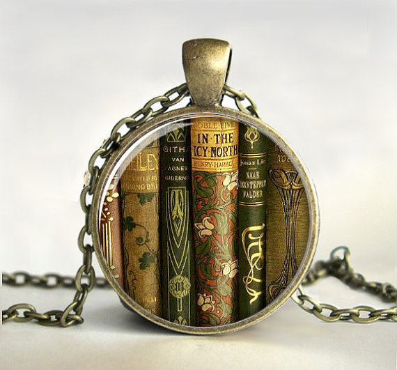 New Valentine Day Gifts Librar - Vintage Fashion Library recension och pris