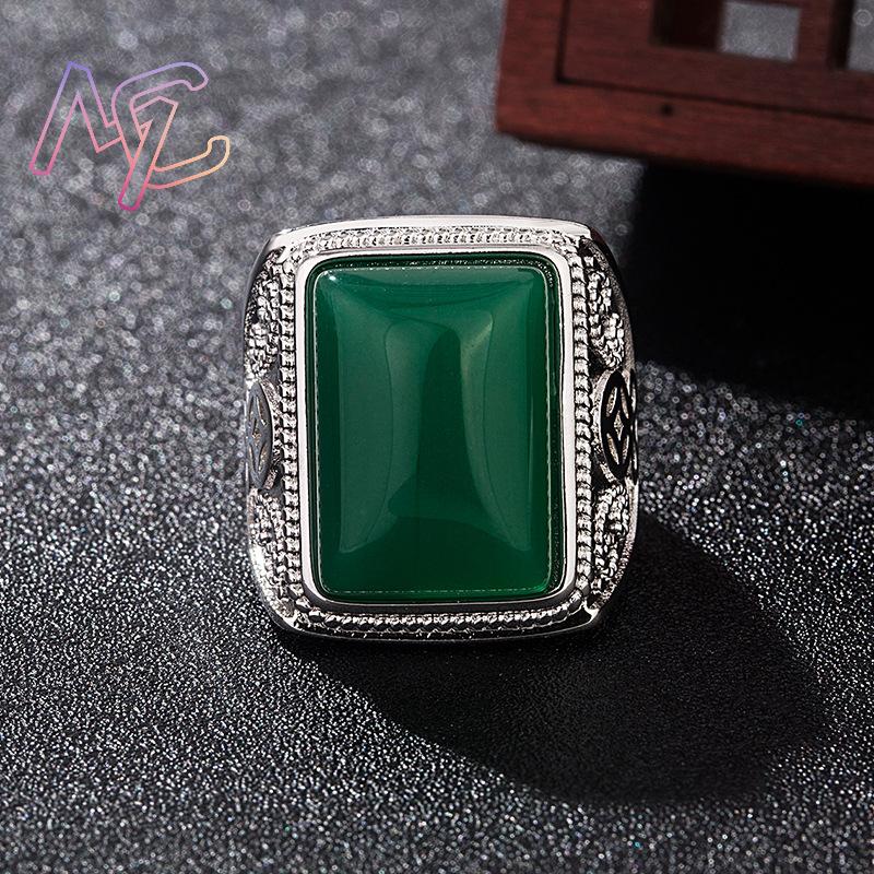 Green Natural Jade Rings Real  - Vintage Fashion And Design recension och pris