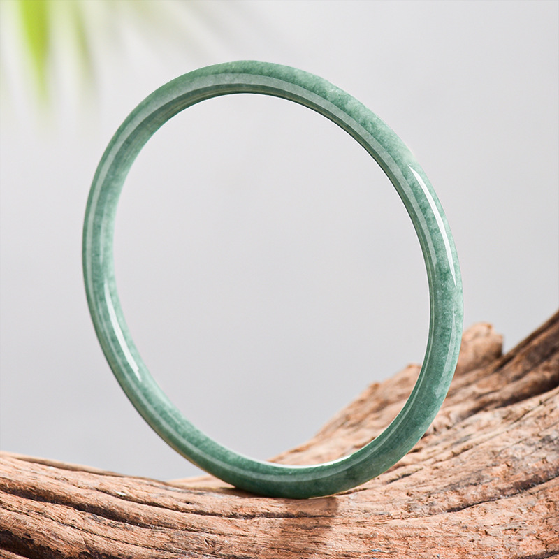 Natural Burmese Jadeite Bracel - Vintage Fashion And Design recension och pris