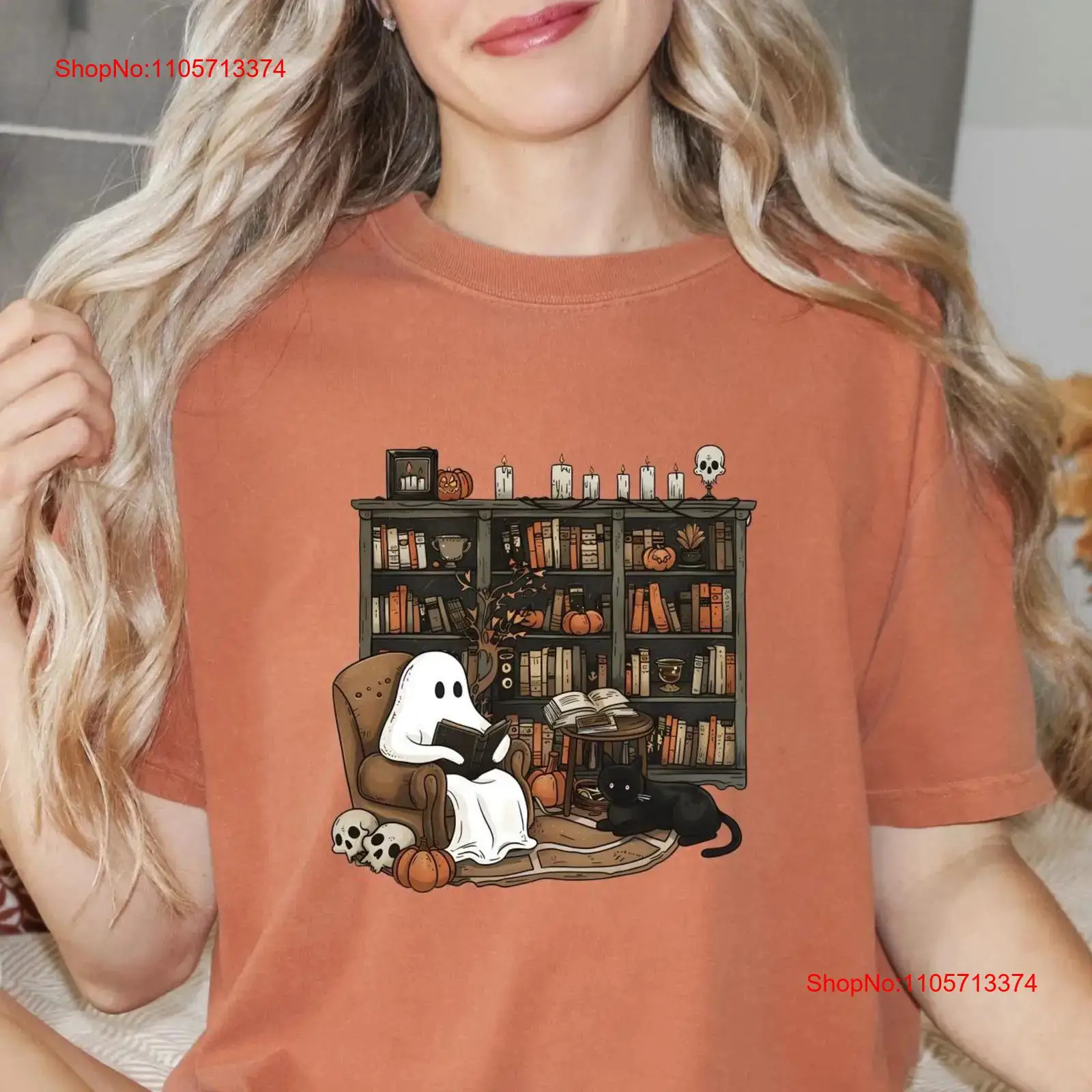 Bookish GhosT T Shirt Spooky L - Vintage Fashion Library recension och pris