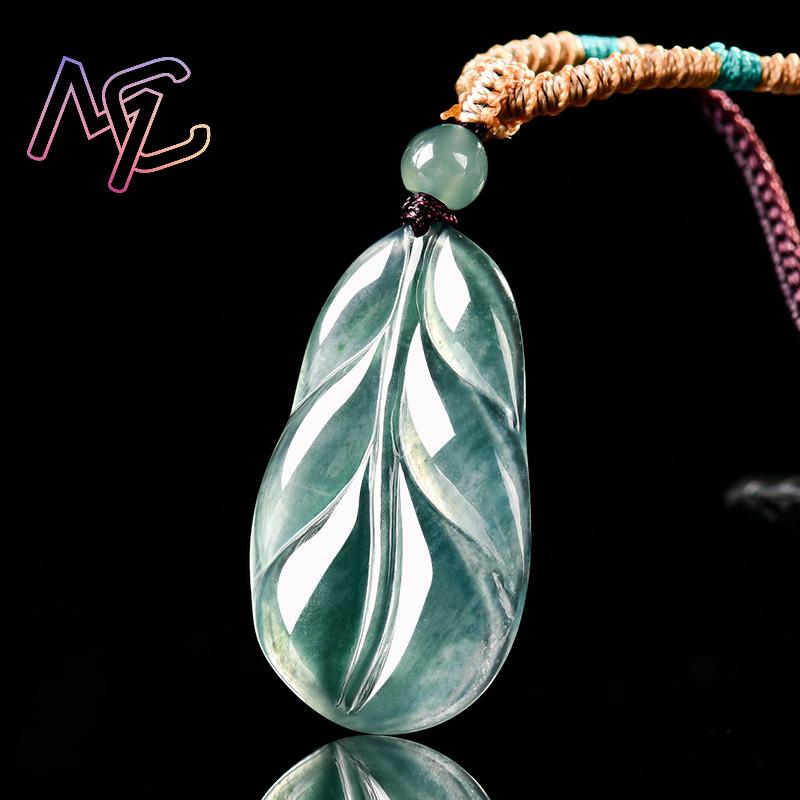 Myanmar Jadeite Leaf Pendant G - Vintage Fashion And Design recension och pris