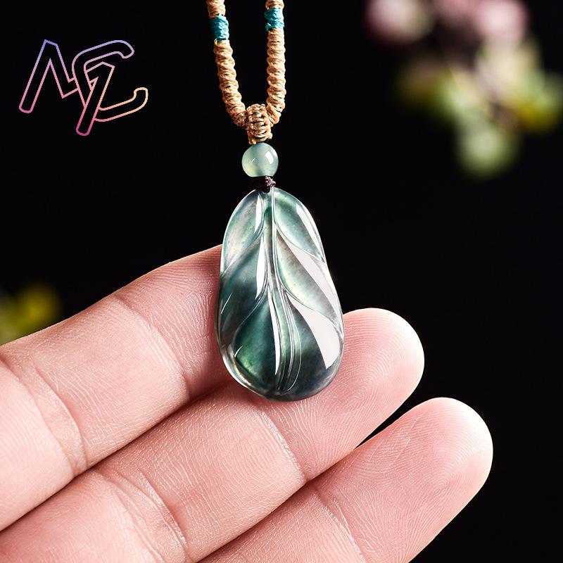 Myanmar Jadeite Leaf Pendant G - Vintage Fashion And Design recension och pris