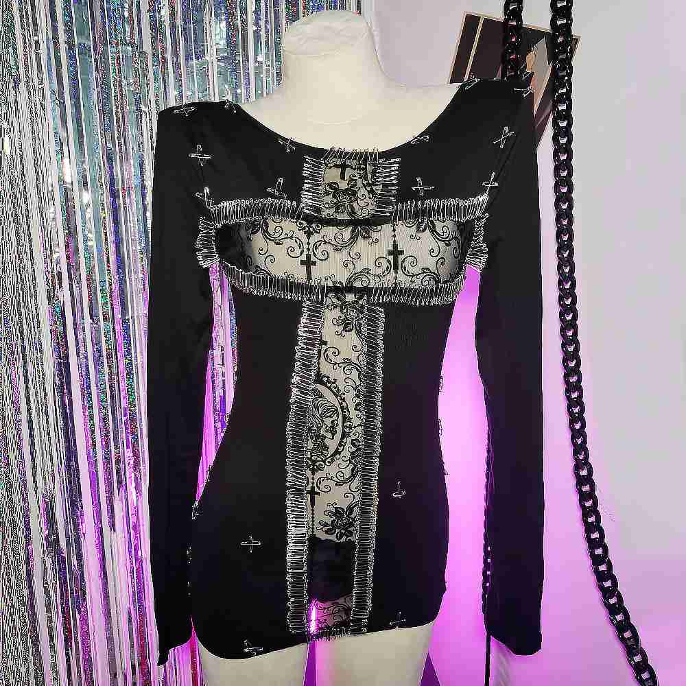 Emo Gothic T-Shirt 90s Vintage - Vintage Fashion Revival recension och pris